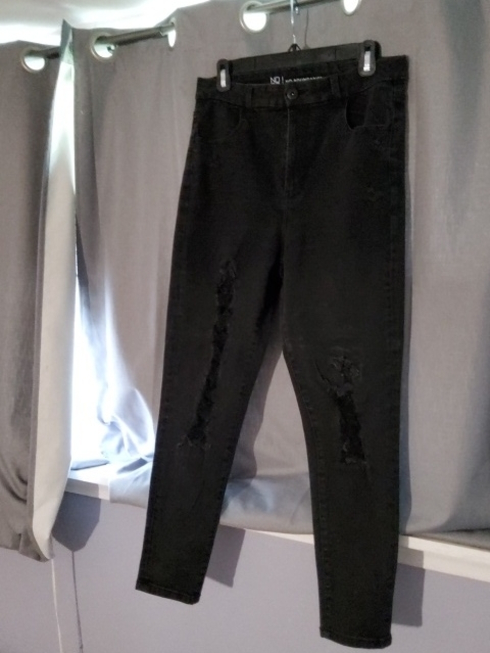 No Boundaries Black Skinny Distressed Jeans